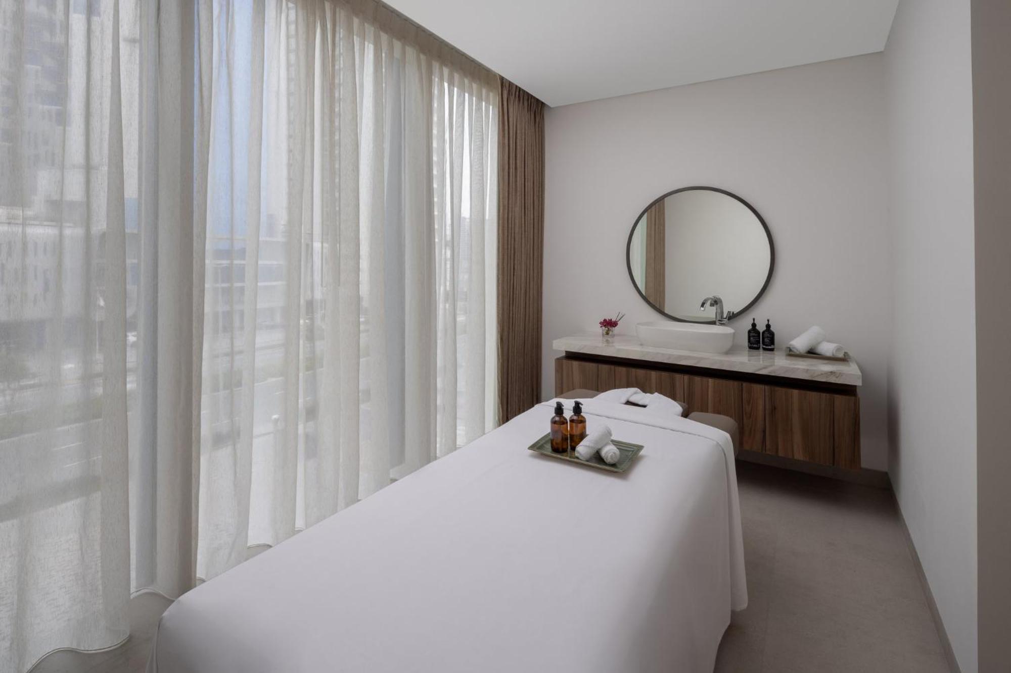 Holiday Inn Dubai Business Bay By Ihg Dış mekan fotoğraf